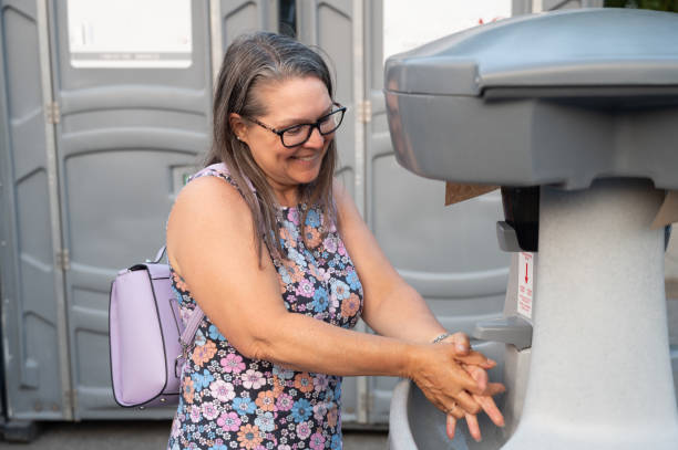 Best Portable bathroom rental  in Eureka, IL